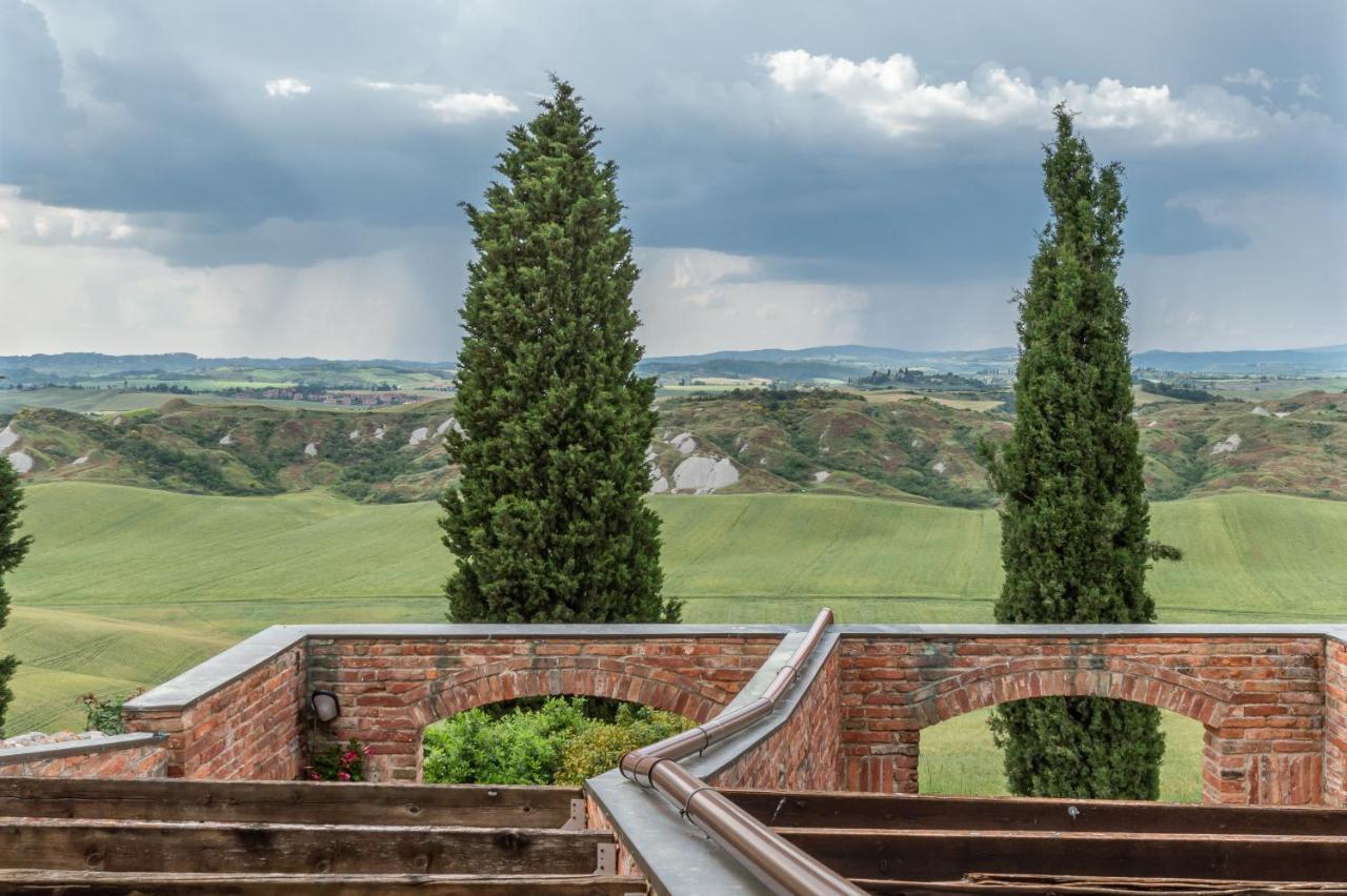 Tuscany Balcony: Crete Senesi Casetta Exterior photo