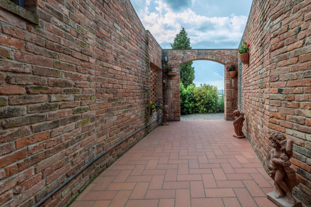 Tuscany Balcony: Crete Senesi Casetta Exterior photo